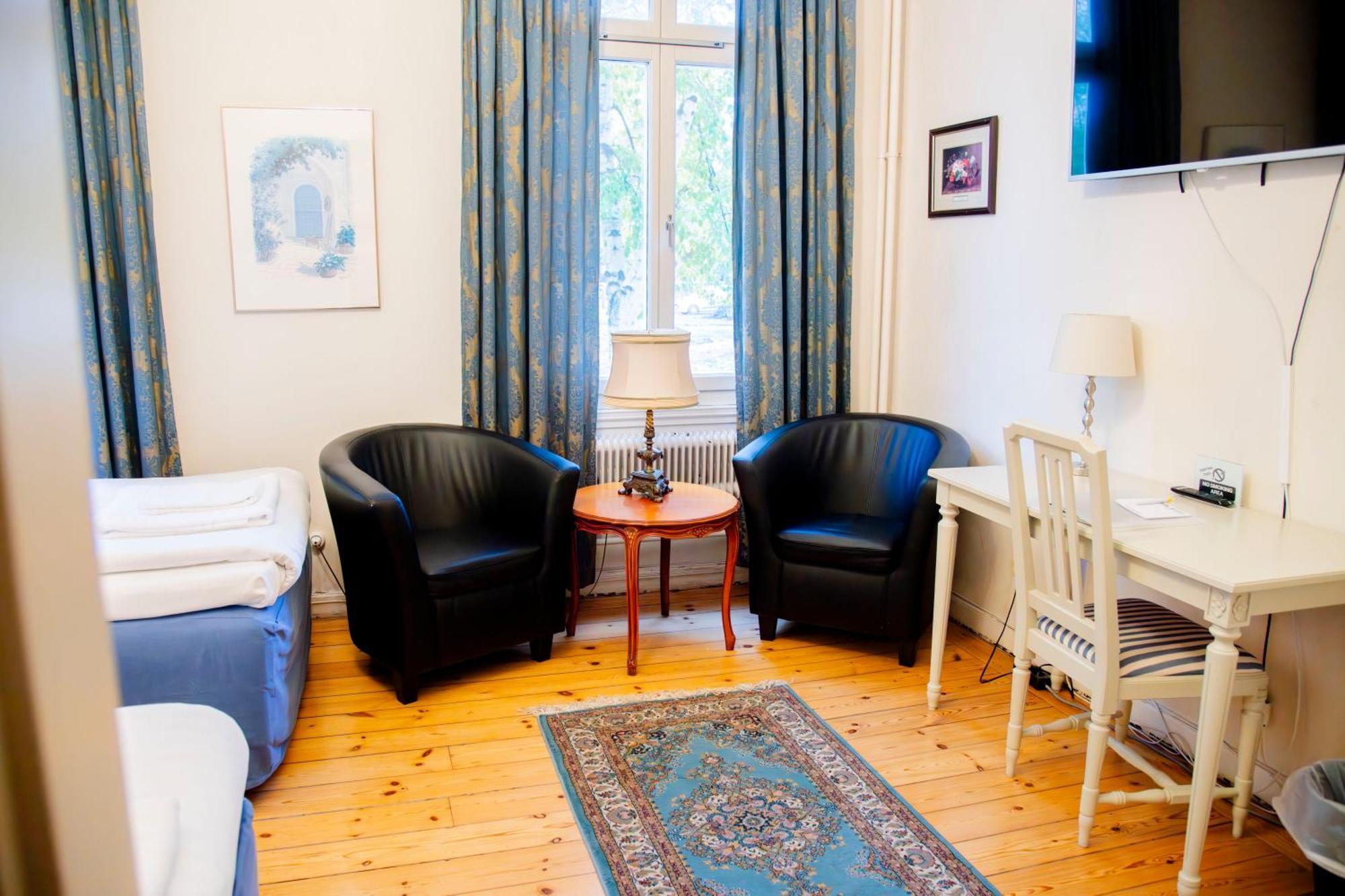 Park Hotel Linkoeping Fawlty Towers Quarto foto