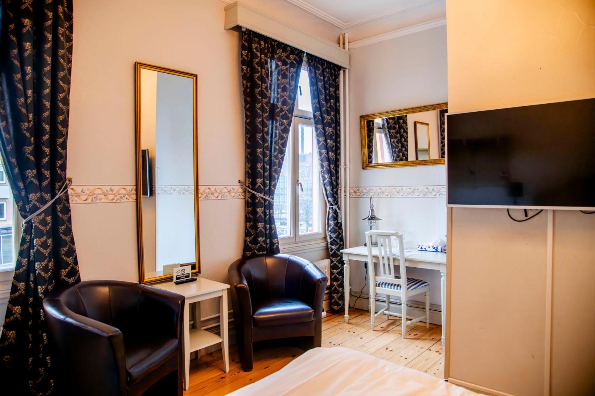 Park Hotel Linkoeping Fawlty Towers Quarto foto
